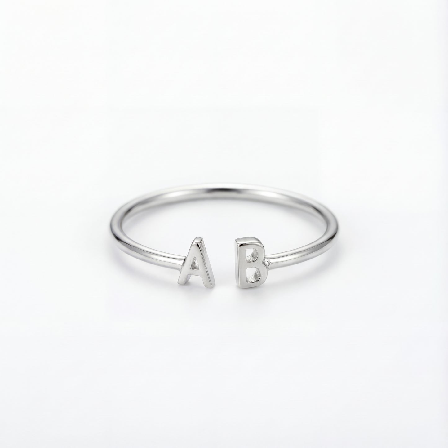 Anillo Ajustable con Inicial "Doble Monograma"