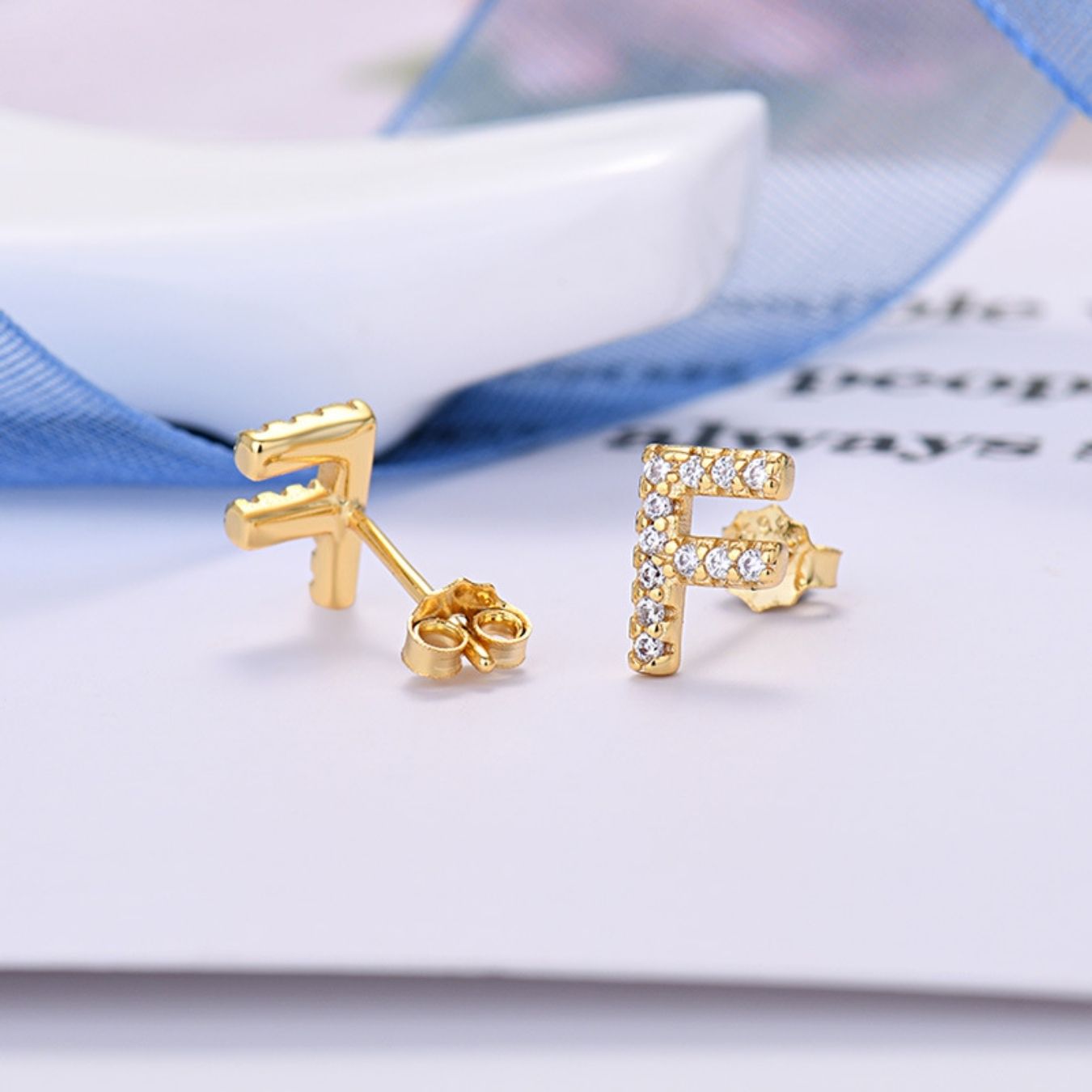 Pendientes Iniciales "Identidad"