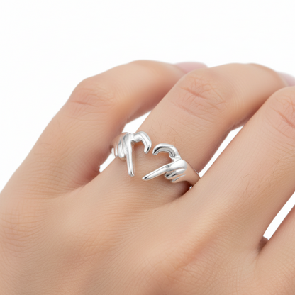 Anillo ajustable "Signo de amor"