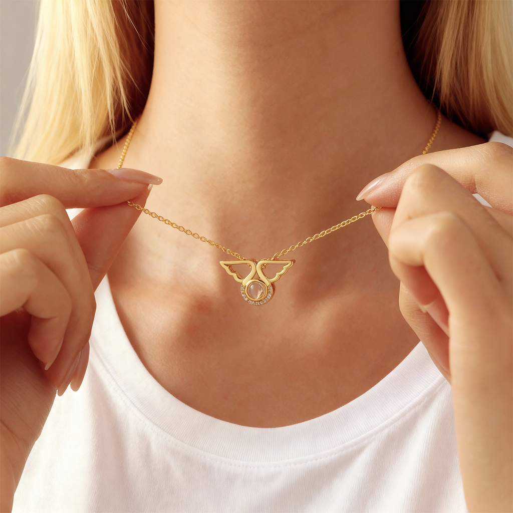 Collar de proyección "Alas de ángel"