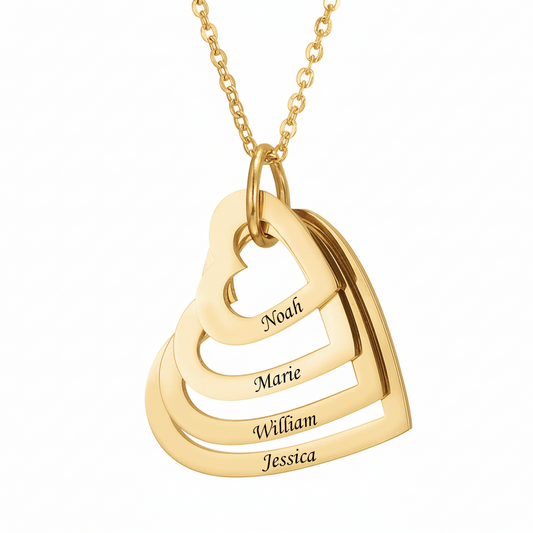 Collar con nombre "Corazones anidados"