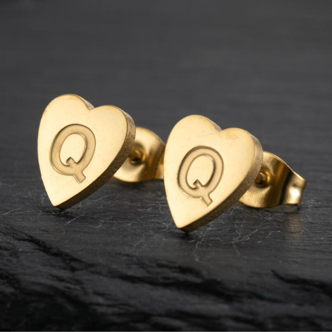 Pendientes Iniciales "Corazón Chic"