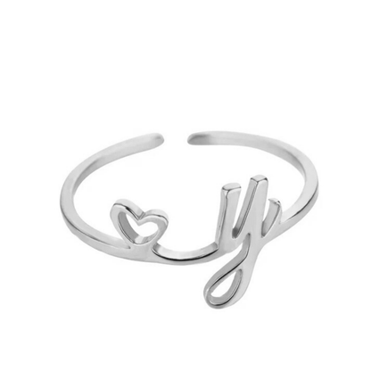 Anillo Ajustable con Inicial "Pretty"