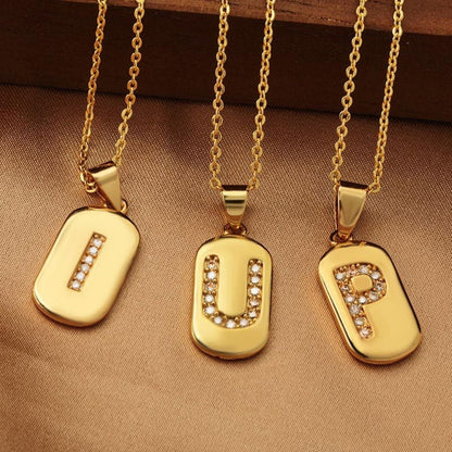 Collar Inicial "Brillo Resplandeciente"