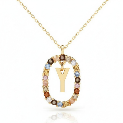 Collar con inicial "Arcoíris"