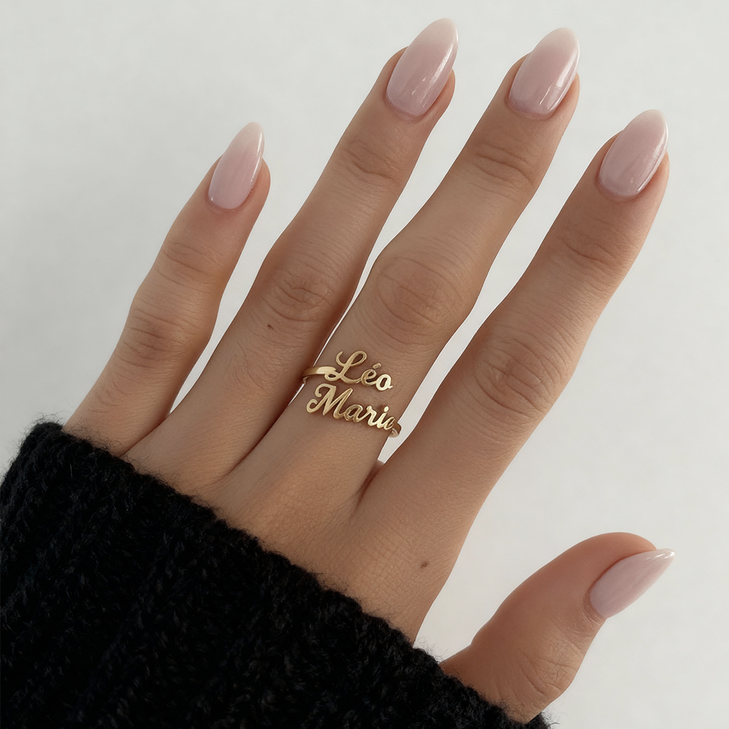 Anillo Ajustable con Nombre "Doble Escritura"