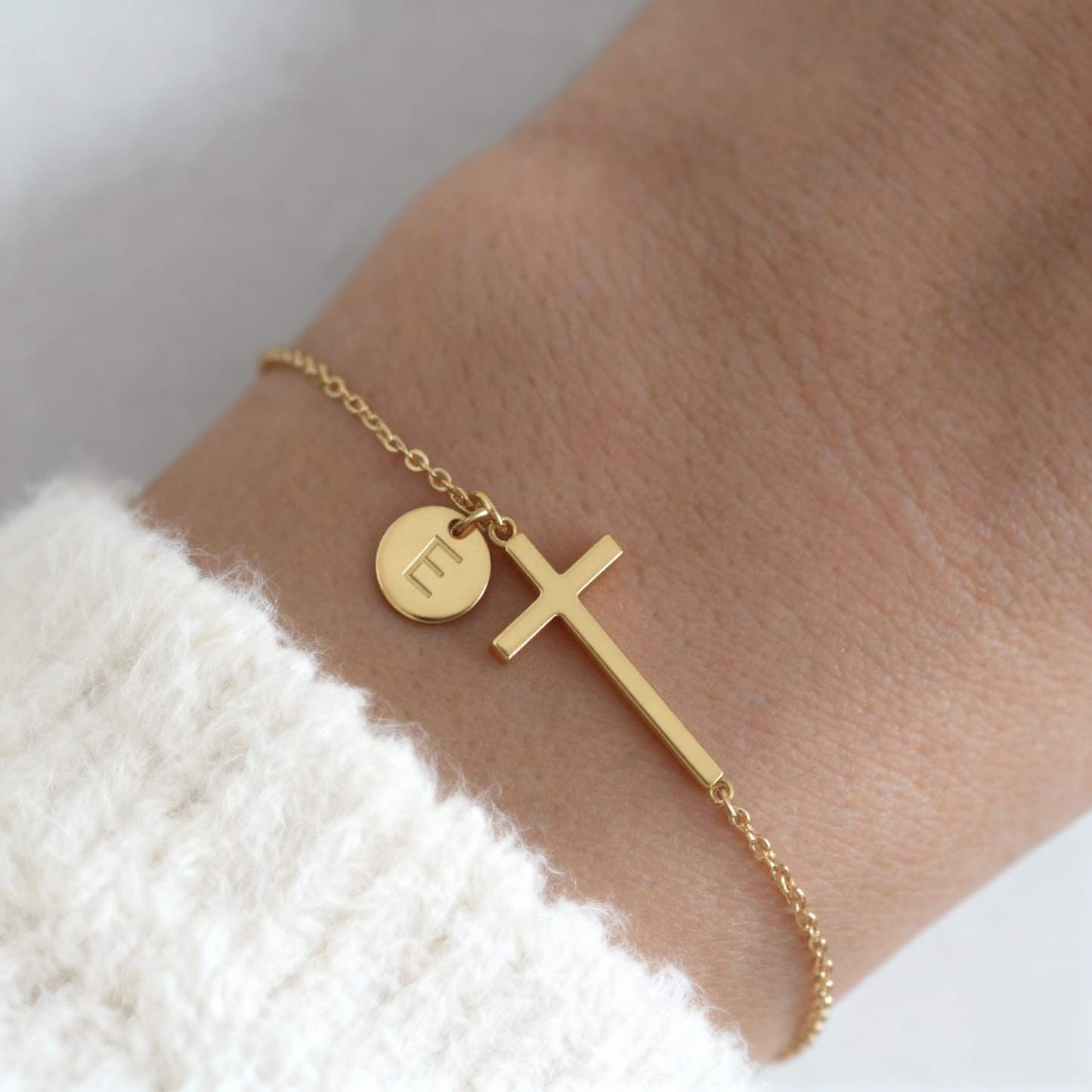 Pulsera Inicial "Cruz"