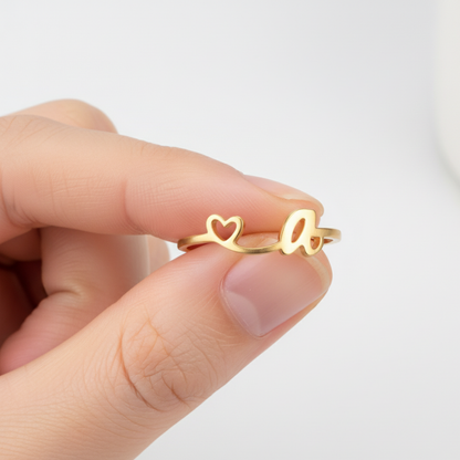 Anillo Ajustable con Inicial "Pretty"