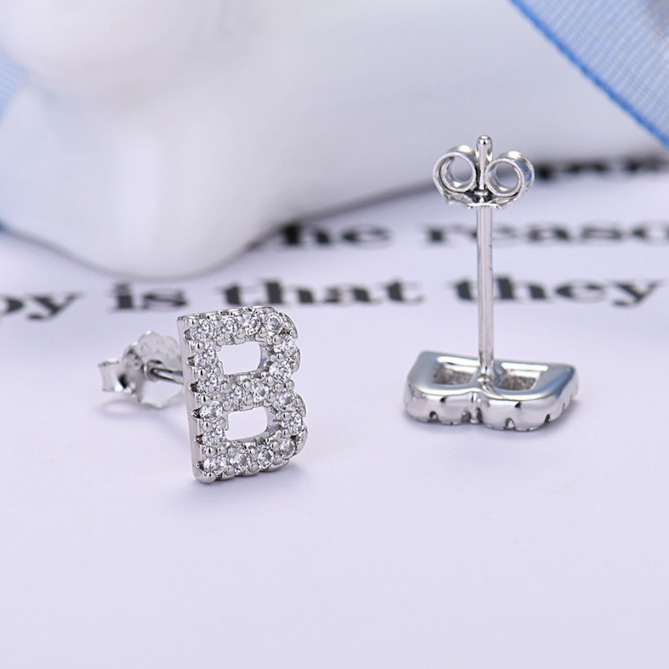 Pendientes Iniciales "Identidad"