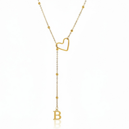 Collar con inicial "Enamorada"