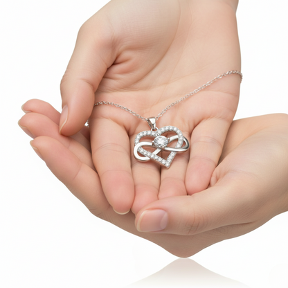 Collar "Corazón Infinito"