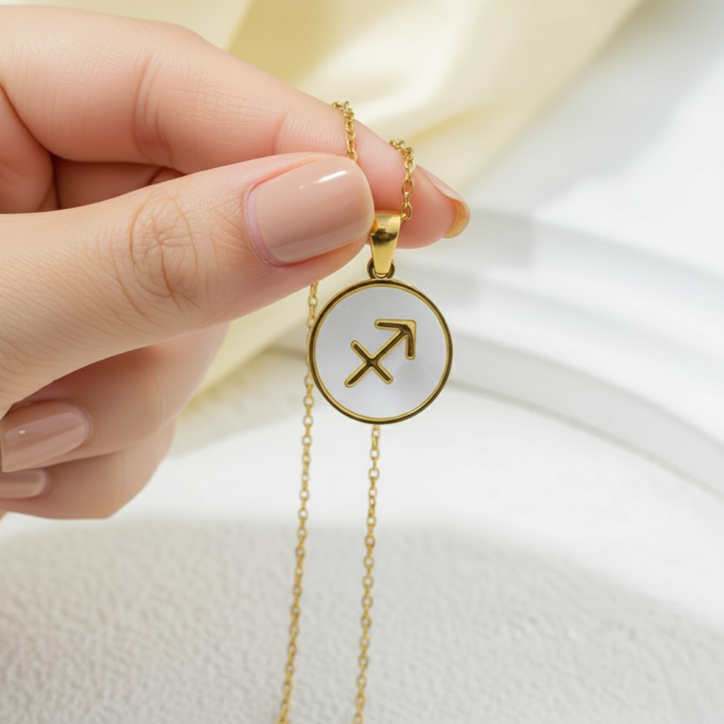 Collar "Brillo Zodiacal"