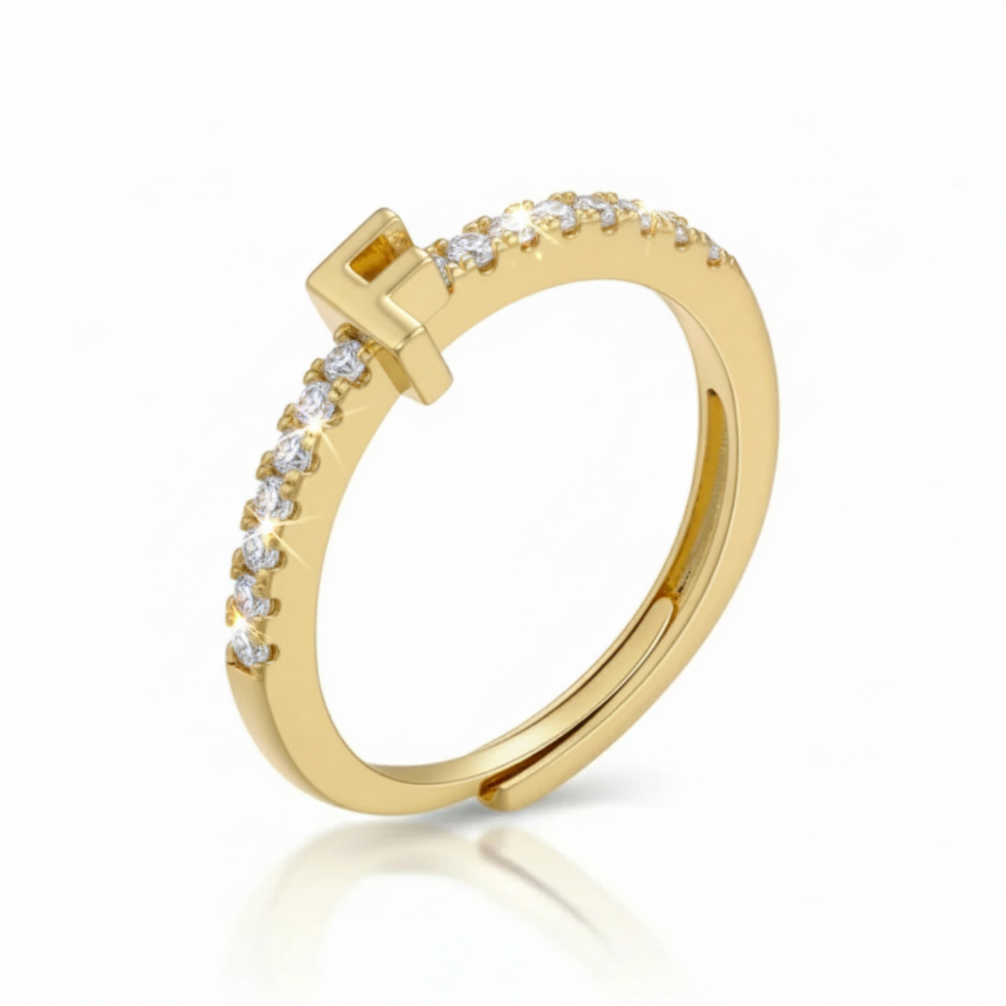 Anillo Ajustable con Inicial "Brillo"