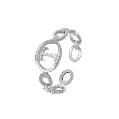 Anillo Ajustable con Inicial "Embrace"