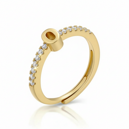 Anillo Ajustable con Inicial "Brillo"