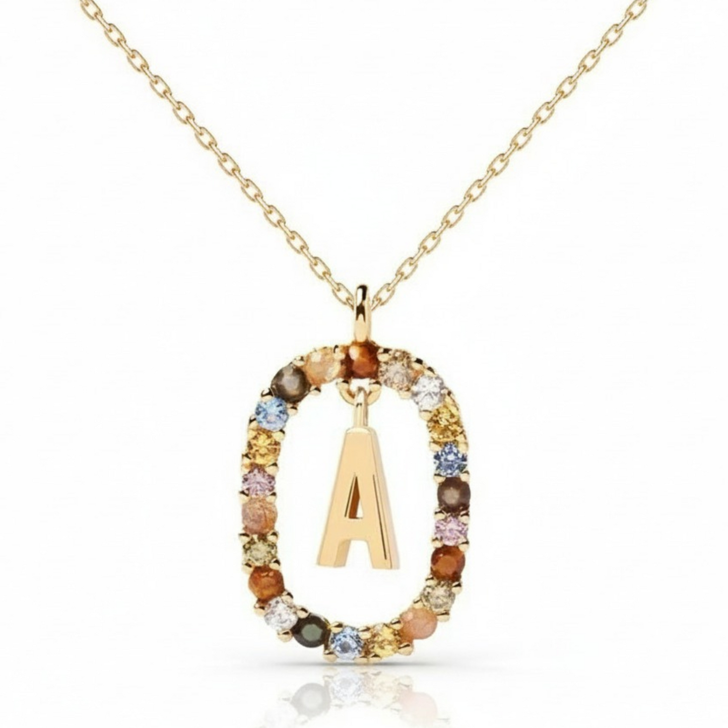 Collar con inicial "Arcoíris"