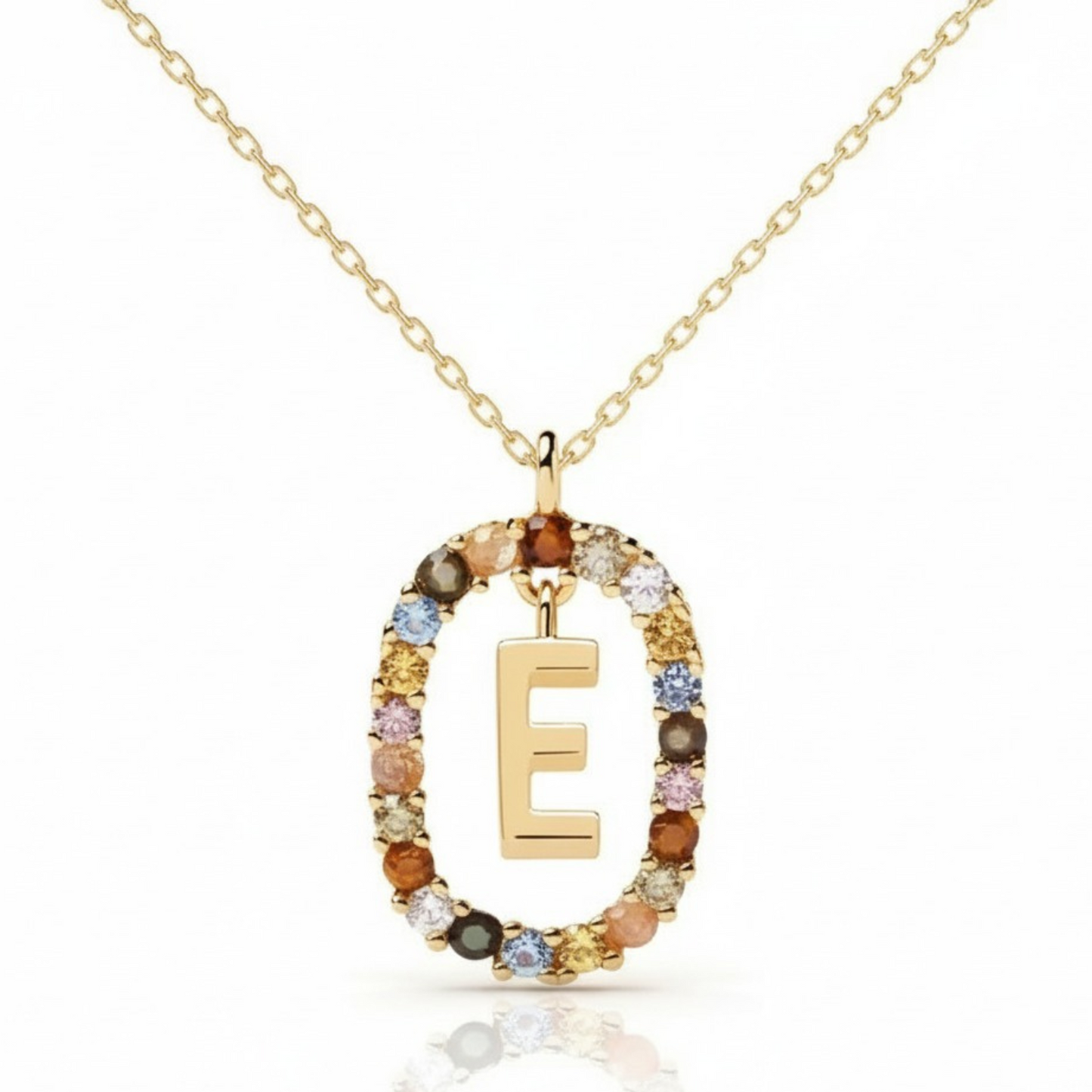 Collar con inicial "Arcoíris"