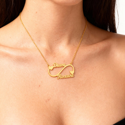 Collar con nombre "Infinito"