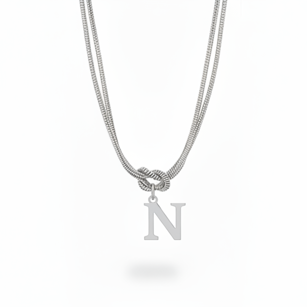 Collar Inicial "Nudo Alfabeto"
