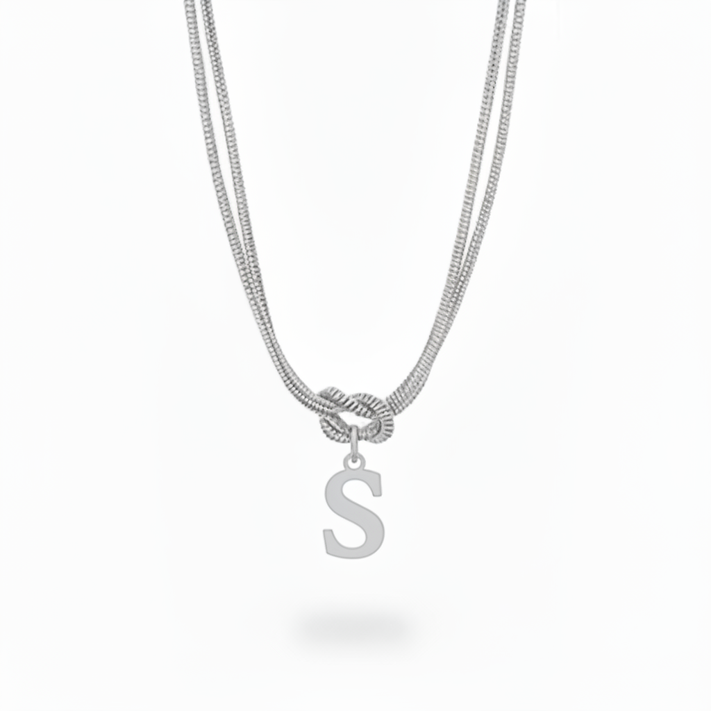Collar Inicial "Nudo Alfabeto"