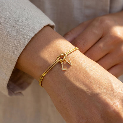 Pulsera Inicial "Nudo"