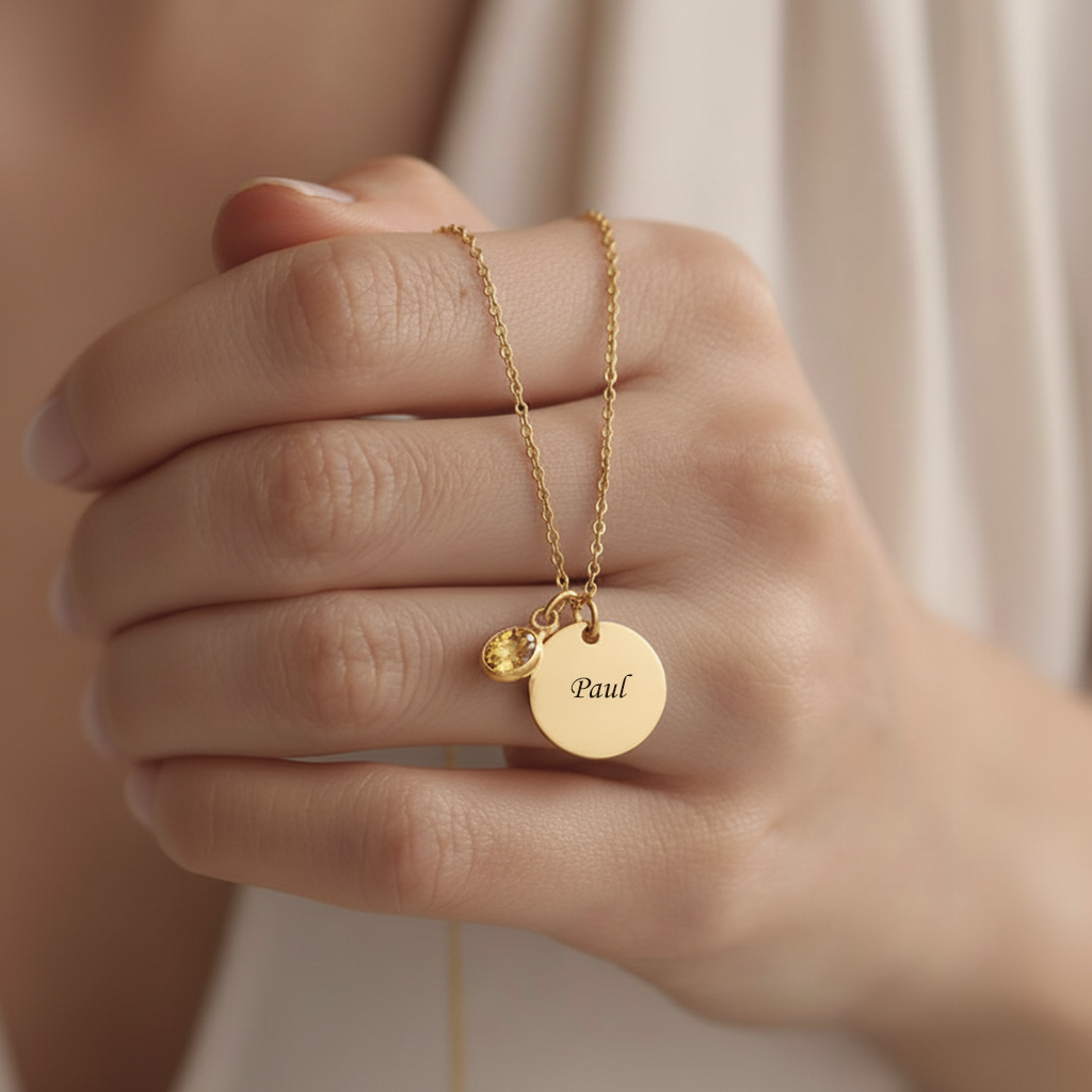 Collar grabado "Disco de piedra natal"